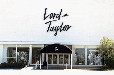 Lord And Taylor Files For Bankruptcy Protection