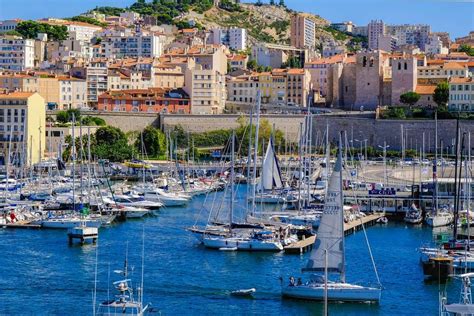 Aix en provence tourism and travel information. AIX-EN-PROVENCE FRANCJA - Ułóż Puzzle Online za darmo na ...