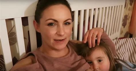 Grimsby Mum Who Shared Youtube Video Of Her Breastfeeding Four Year Old Daughter Hits Back At