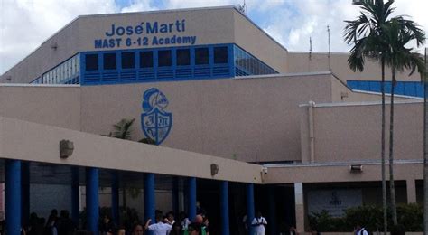 Cinco Secundarias De Miami Dade Entre Las 100 Mejores Escuelas De