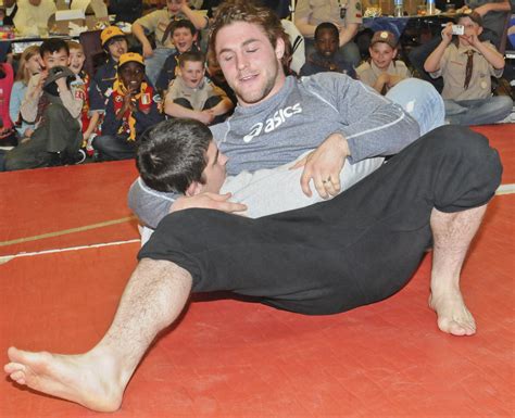 Ft Carson Scouts Take On Us Olympic Wrestlers Article The United
