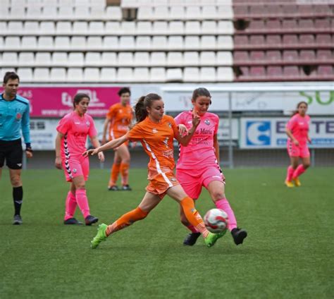 Cada partido internacional es una final GALERÍA: La Selección Femenina FFCV Sub-21 jugó su primer ...