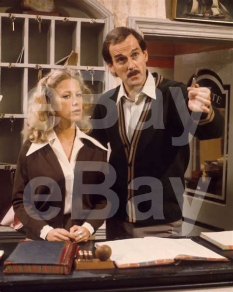 Fawlty Towers Prunella Scales John Cleese Connie Booth Andrew Sachs X Photo Eur