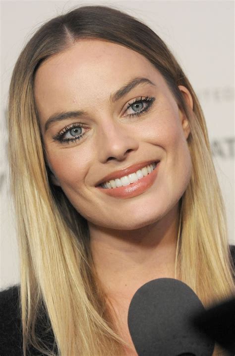 Margot Robbie 🌹 Margot Robbie Makeup Margot Robbie Margot Robbie Wolf