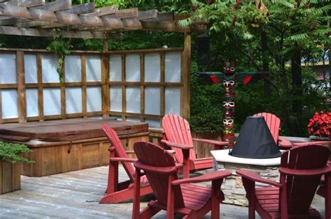 40 Outstanding Hot Tub Ideas To Create A Backyard Oasis Green Backyard Green Backyard