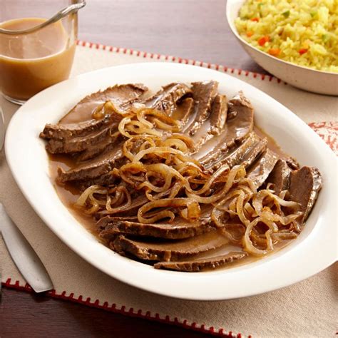 This is how i make my brown gravy, and my fiance loves it this way. Spicy Pot Roast with Cajun Brown Gravy | Recipe in 2020 | Best beef recipes, Brown gravy recipe ...