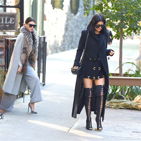 Kendall And Kylie Jenner Wearing Coats Popsugar Fashion