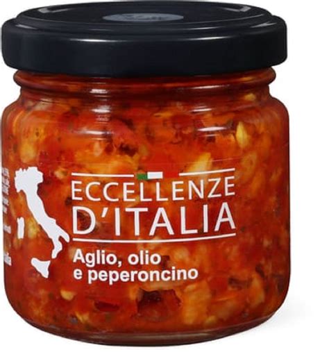 Her italian food and travel themed blog, an italian dish, is a labor of love. Pezzi di vetro nell'Aglio, olio e peperoncino, il ministero della Salute: "Rischioso per la ...