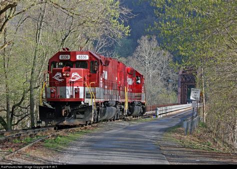 Rjcr 8336 Rj Corman Railroads Emd Sd40t 2 At Thurmond West Virginia