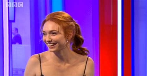 Poldark Star Eleanor Tomlinson Looks Unrecognisable As She Undergoes Gothic Makeover For New