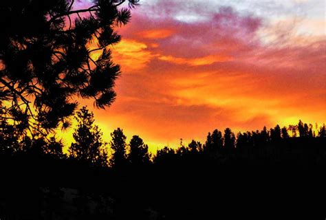Gorgeous Sunrise Fan Photofridayblack Hills And Badlands South Dakota