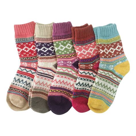 5 Pairs Women Warm Wool Thick Winter Socks Nordic Stripe Style Novelty
