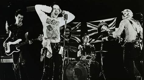 Σε δημοπρασία σπάνιος δίσκος βινυλίου των Sex Pistols ΤΟ ΒΗΜΑ