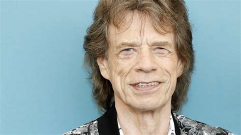 Nova Biografia Diz Que Mick Jagger Teve Affair Com Dois Colegas Do
