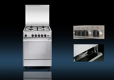 El sistema de control de la cocina es la serie de botones y perillas que utilizan los usuarios para controlar el horno y las hornallas. Cocina a Gas Butano o Gas Natural. Acabado Acero ...