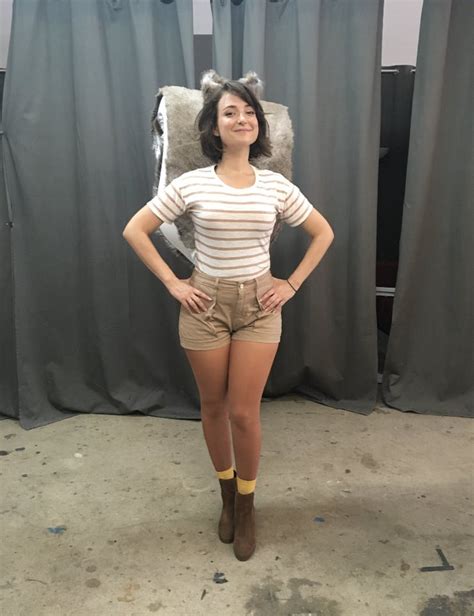 Picture Of Milana Vayntrub