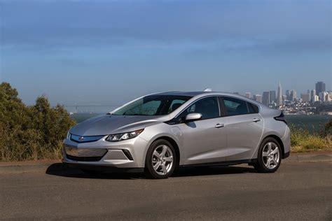 2017 Chevrolet Volt Hatchback Specs Review And Pricing Carsession