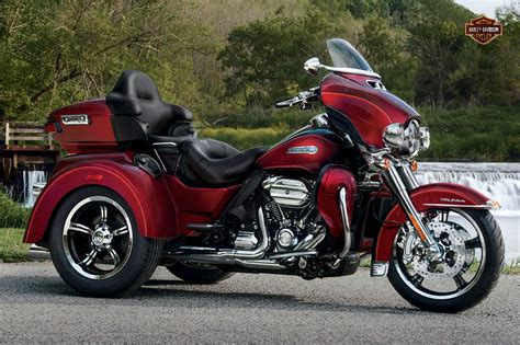 2017 H D Tri Glide® Ultra Starting At £29395 Harley Davidson