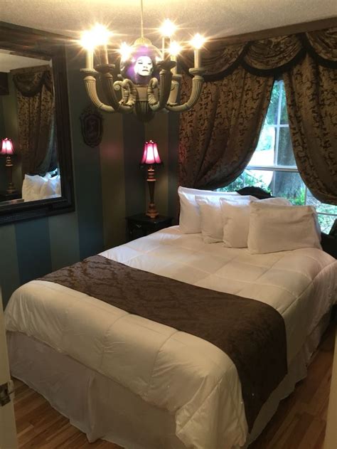 Haunted Mansion Themed Bedroom With Madam Leota Chandelier Mansion