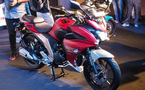 It has a dynamic engine loaded with a fuel injection making the bike amazing in its performance yamaha fz 250 also work with air/fuel mixture best through computer sub throttle valves and save the fuel. Yamaha Fazer 25 launched in India, priced at Rs 1.28 lakh ...