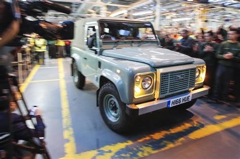 Top Images Land Rover Defender Production Numbers In Thptnganamst
