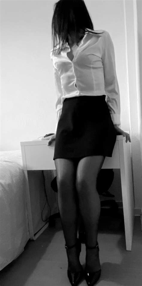 Secretary Milf 5k On Twitter Retweet And I’ll Lift Up My Skirt 😘 Milf Stockings Secretary