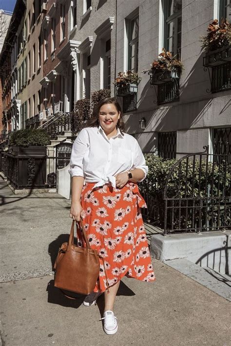 49 Awesome Summer Street Style Ideas For Plus Size Women In 2020 With