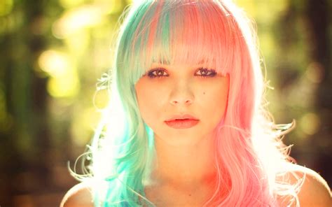 28 Colour Hair Girl Wallpapers