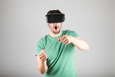 Premium Photo Man Using Virtual Reality Glasses