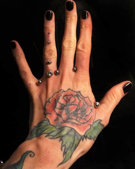 15 Hand Tattoos For Women To Try Flawssy