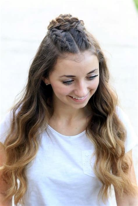 Momjunction has an exhaustive list of trendy yet quick teen hairstyles that you can pick from. 65 Quick and Easy Back to School Hairstyles for 2017