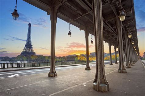 Most Iconic Bridges In Paris Bir Hakeim Eiffel Tower Paris Photos