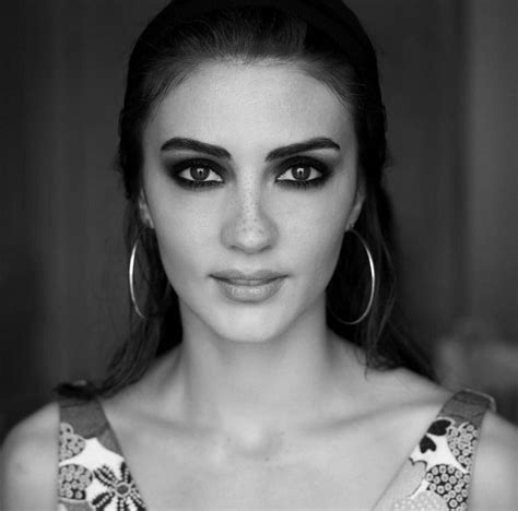 Burcu özberk ретвитнул(а) ahmet mümtaz taylan. Burcu Özberk News on Twitter: "#BurcuÖzberk Bestyle ...
