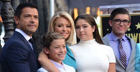 Mark Consuelos And Kelly Ripa Had Some Great Fashion And Style Tips To