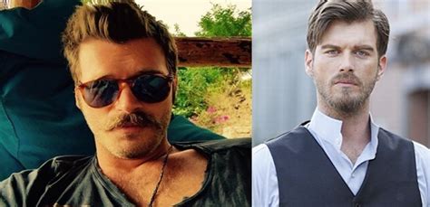 Geçtiğimiz günlerde ilk tanıtım videosu yayınlanan kurt seyit ve şura dizisinde askeri tören üniformasıyla yer alan kıvanç tatlıtuğ yeni saç modeli ve sakalları ile yine tüm türkiye'nin beğenisini. Kıvanç Tatlıtuğ da 'Seyit'ten bezdi! - Magazin ...