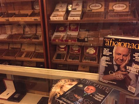 Nazareths Fine Cigars Beverly Hills Smoke Lounge