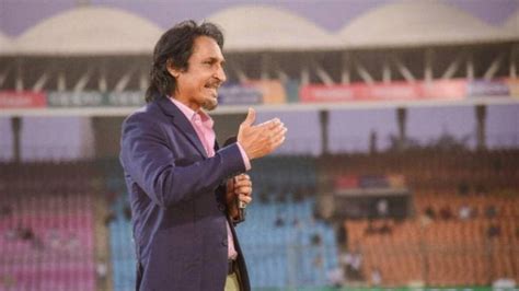 ramiz raja the right man to bring back pakistan s cricket glory news khaleej times