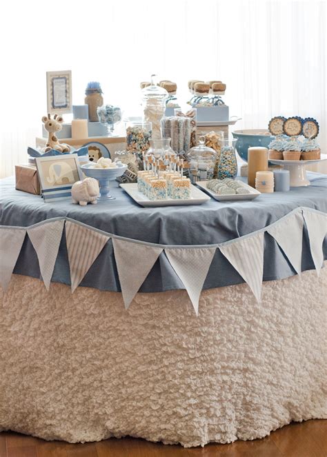 Prepare a gorgeous baby shower with these blue and brown damask party printables. Seriously Daisies: Blue & Brown Jungle Baby Shower