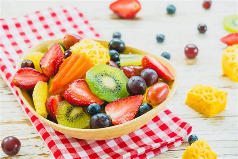 Top 12 De Las Frutas Más Saludables Nutritivas Y Beneficiosas Para Tu