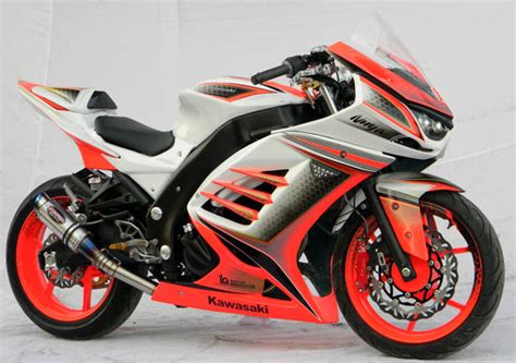 Modifikasi motor ninja 150 r hijau krom firing spo. Gambar Modifikasi Motor Kawasaki Ninja 250R Terbaru ...