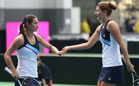 Irina Begu și Monica Niculescu s au oprit în semifinale la Australian