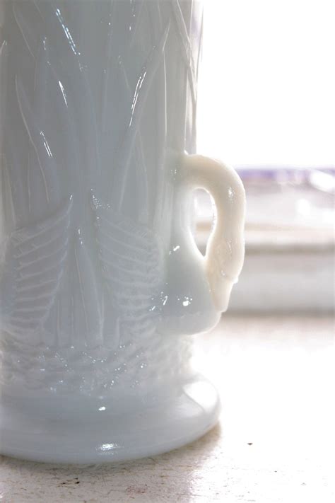 Vintage Swan Vase Westmoreland Milk Glass