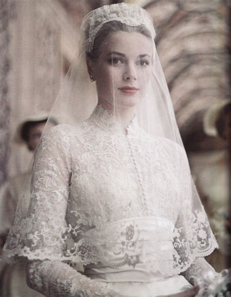 Grace Kellys Iconic Wedding Gown