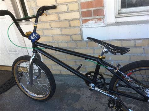 From french culte, from latin cultus (care, adoration; 2017 Cult Crew Pro Race - BMXmuseum.com