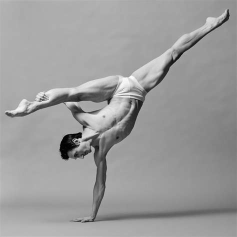 Strength Dance Photography Male Dancer Dance Movement