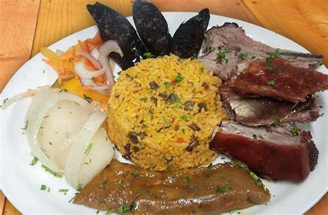 Celebrate the holidays with these puerto rican christmas food traditions. 5 Reasons To Spend Christmas In Puerto Rico