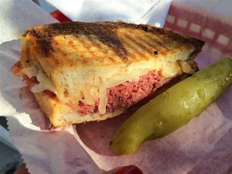 Best reuben in kansas city. Dish With Gish: Six Kansas City delis attempt to perfect ...