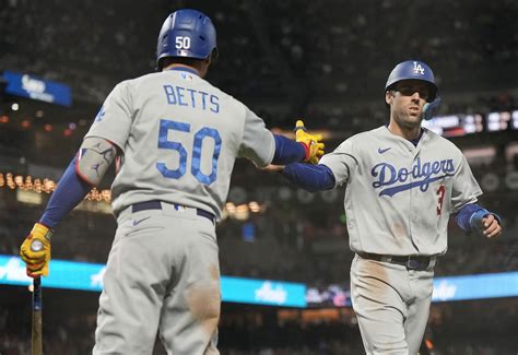 San Francisco Giants Vs Los Angeles Dodgers Odds Line Picks And