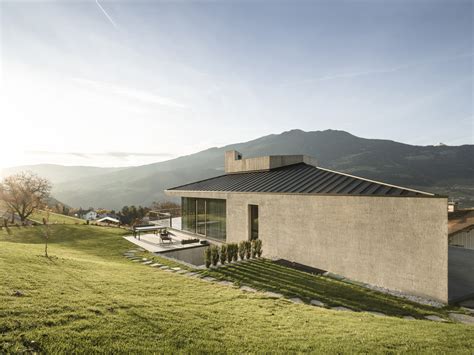 House On The Hill Modusarchitects Archdaily