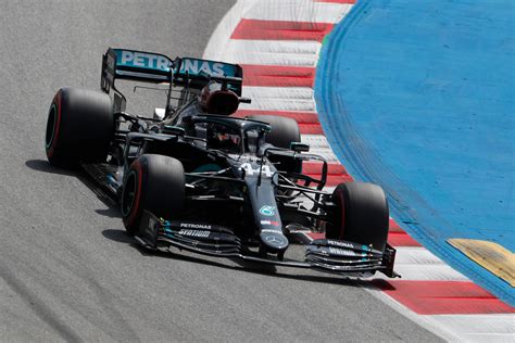 Lewis Hamilton Najbrži Na Drugom Slobodnom Treningu Na Vn Španjolske